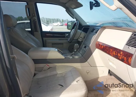 2004 Lincoln Navigator из США, поврежденный, VIN 5LMFU27R74LJ25279